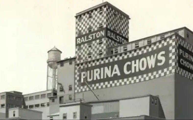 Old Purina chow factory.webp